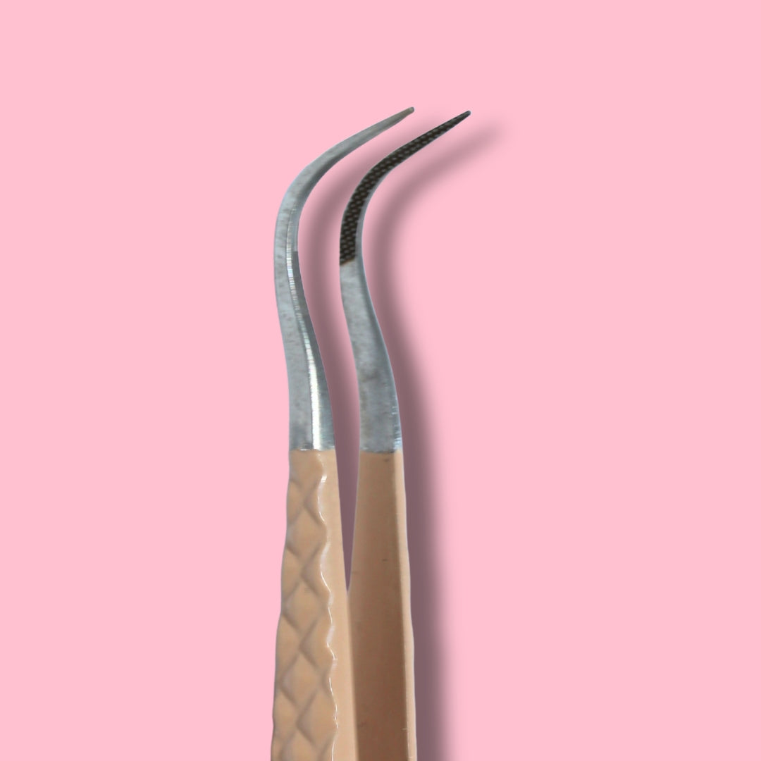Clearance Fiber Grip Curved Tweezer