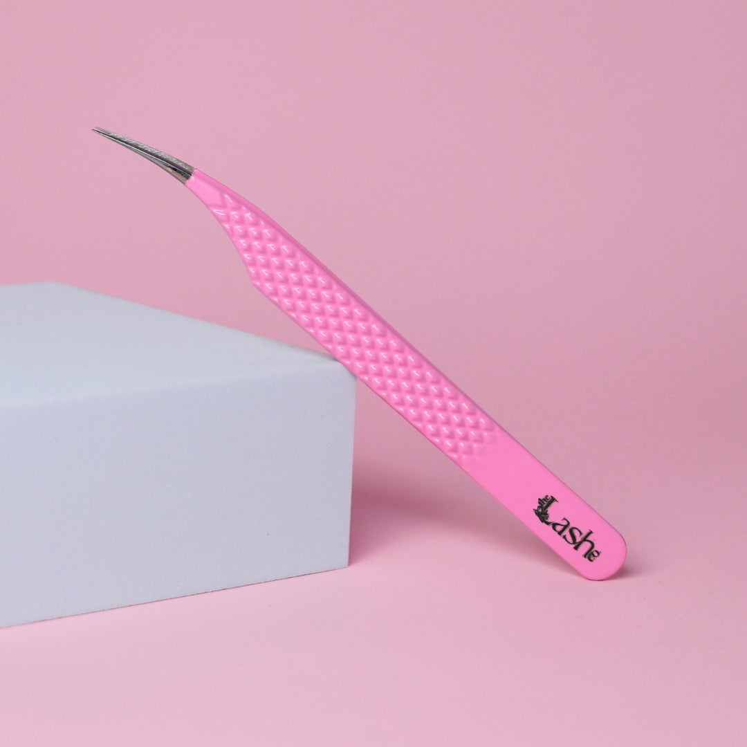 Mira Curved  Isolation Tweezer
